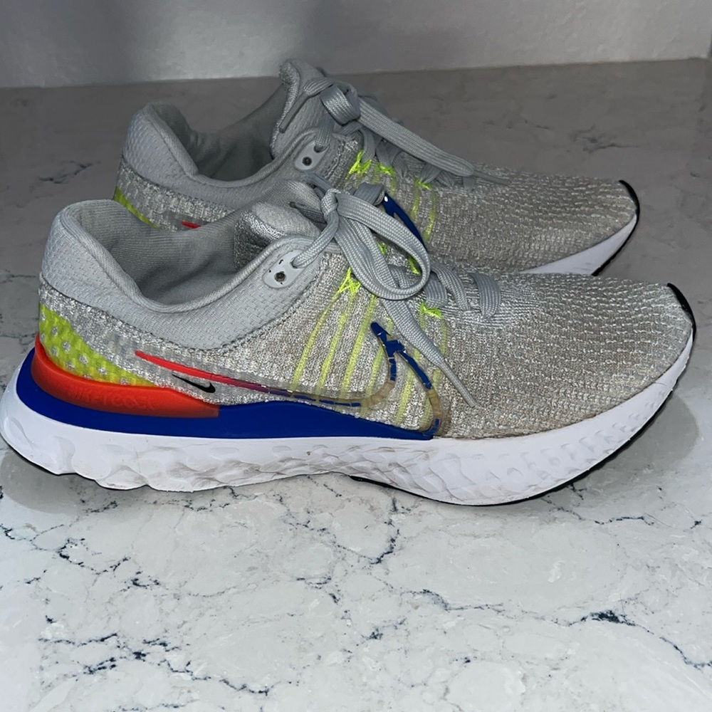 Nike react infinity run flyknit